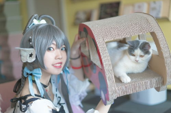 蜜汁猫裘微博cos,穿越次元壁的二次元魅力