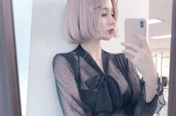 短发小姐姐黑色系壁纸,时尚小姐姐壁纸赏析
